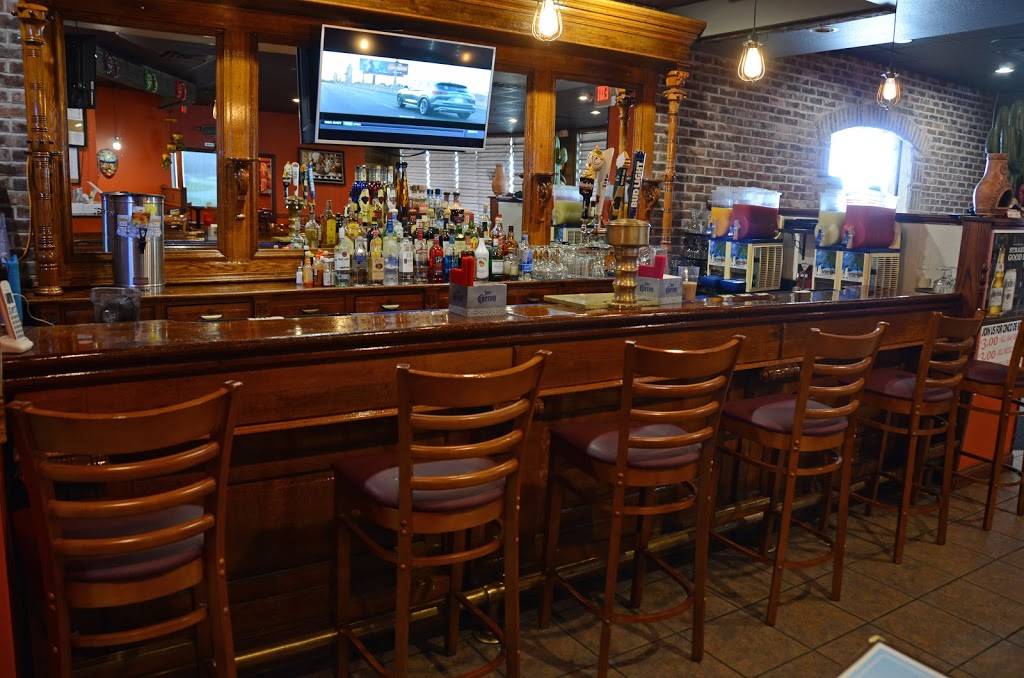 Blue Margaritas | restaurant | 661 N Cummings Ln, Washington, IL 61571, USA | 3094815363 OR +1 309-481-5363