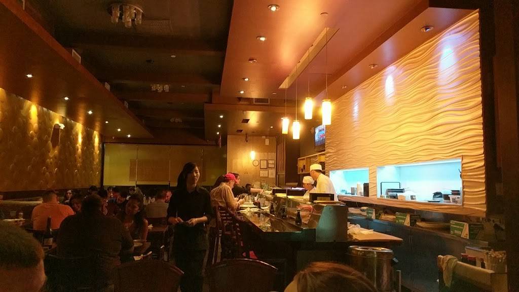 Sushi Village | restaurant | 700 90 Broadway, Westwood, NJ 07675, USA | 2016668800 OR +1 201-666-8800