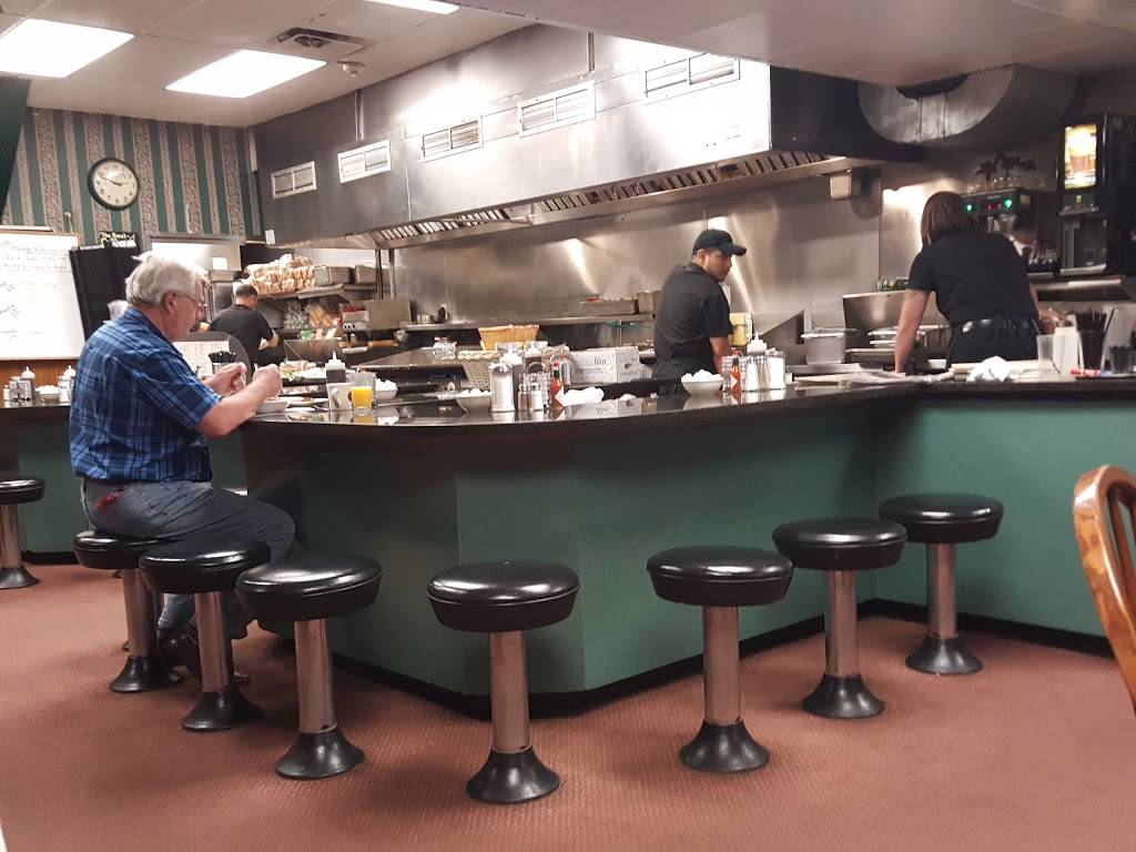 Reds Sandwich Shop | restaurant | 15 Central St, Salem, MA 01970, USA | 9787453527 OR +1 978-745-3527