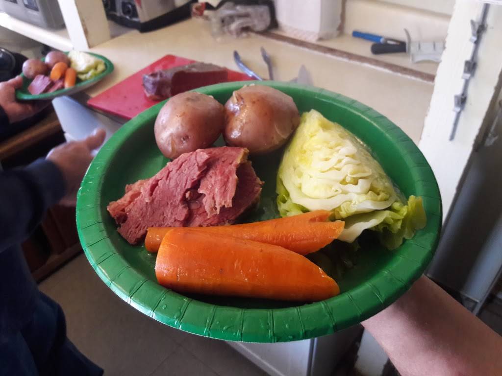 Gold Flake Saloon & Café | cafe | 1301 Lumpkin Rd, Oroville, CA 95966, USA | 5305891172 OR +1 530-589-1172