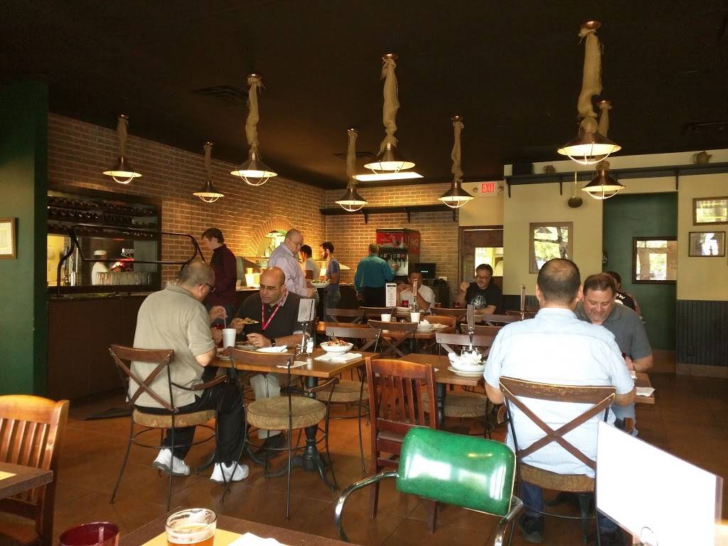 Tomatoes APizza | restaurant | 29275 W 14 Mile Rd, Farmington Hills, MI 48334, USA | 2488553555 OR +1 248-855-3555