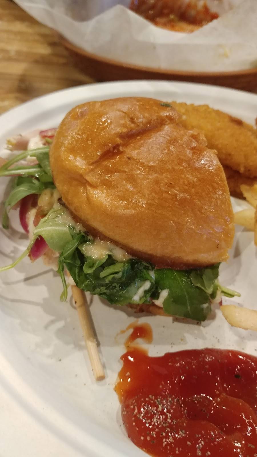 Copper Mug Bar & Grill | restaurant | 1704 E West Maple Rd, Walled Lake, MI 48390, USA | 2486248725 OR +1 248-624-8725