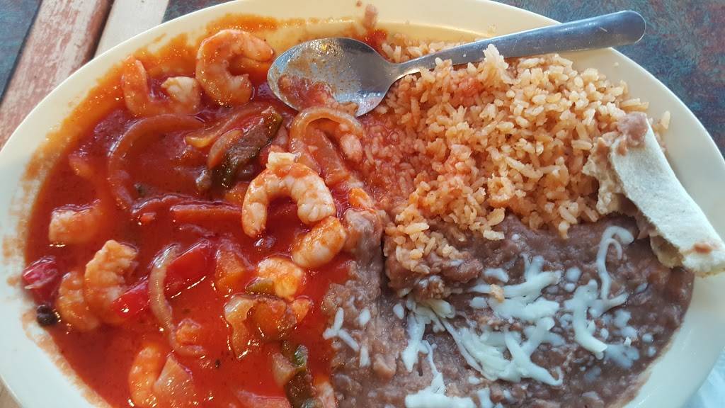 Taqueria El Chavocho | restaurant | 900 W Wooley Rd, Oxnard, CA 93030, USA | 8054836700 OR +1 805-483-6700