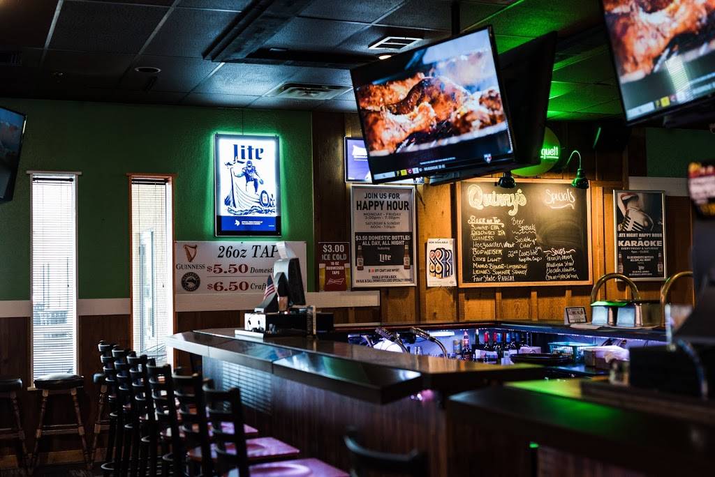 Quinny’s Sports Pub and Grill | restaurant | 3140 Century Ave N, St Paul, MN 55110, USA | 6517702443 OR +1 651-770-2443