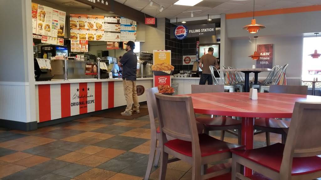 KFC | restaurant | 380 S Pacific Hwy W, Monmouth, OR 97361, USA | 5038384266 OR +1 503-838-4266