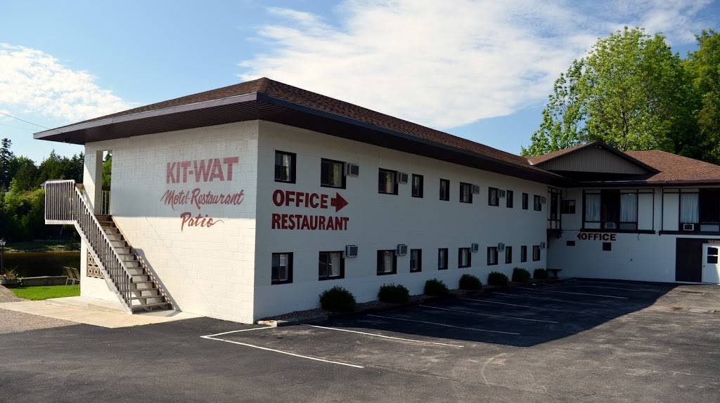 Kit-Wat Marina Motel Restaurant | restaurant | 71 Sauble Falls Rd, Sauble Beach, ON N0H 2G0, Canada | 5194221282 OR +1 519-422-1282