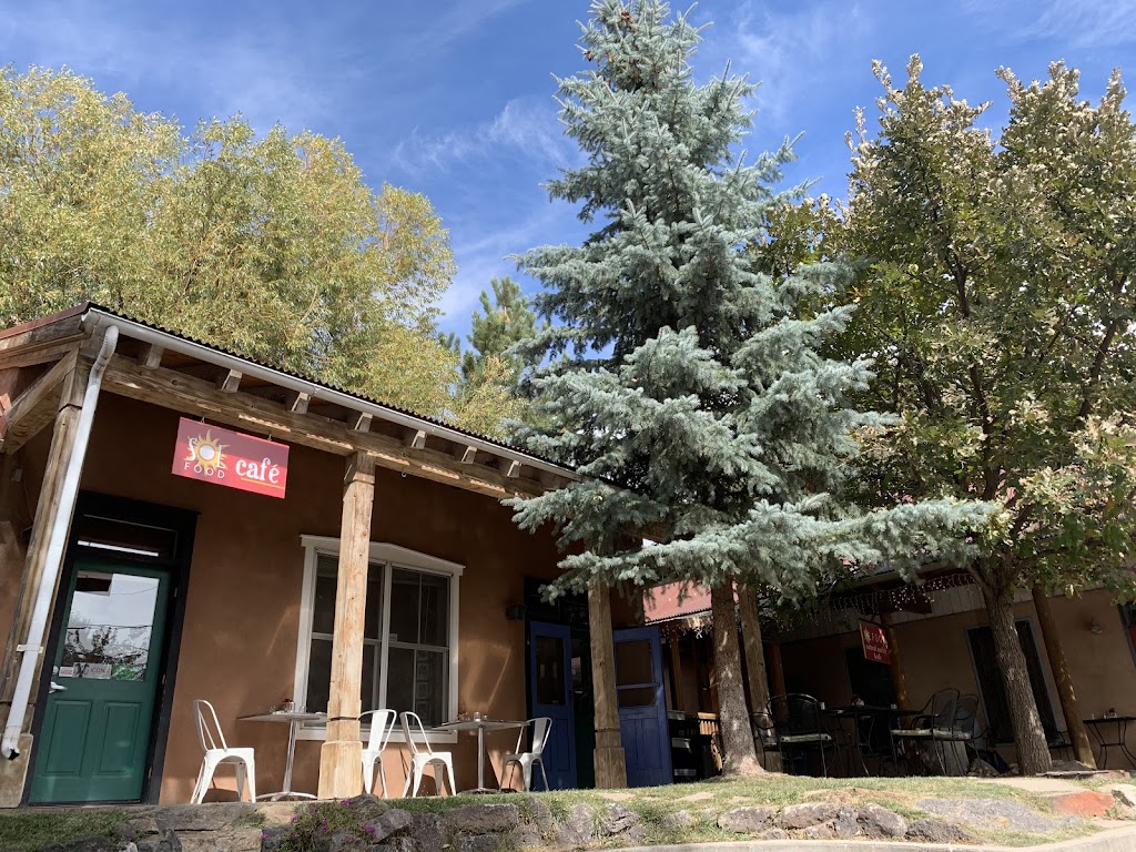 Sol Food Cafe | restaurant | 591 Hondo Seco Rd, Arroyo Seco, NM 87514, USA | 5757765765 OR +1 575-776-5765