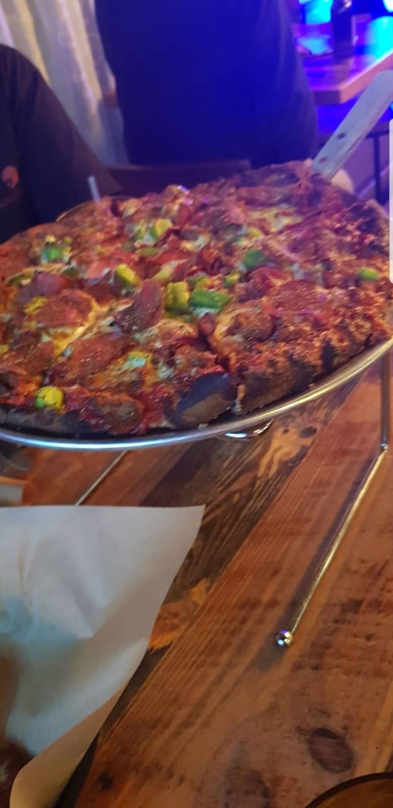 Daniellos Pizzeria and Pub | restaurant | 755 Main St, North Myrtle Beach, SC 29582, USA | 8432735168 OR +1 843-273-5168