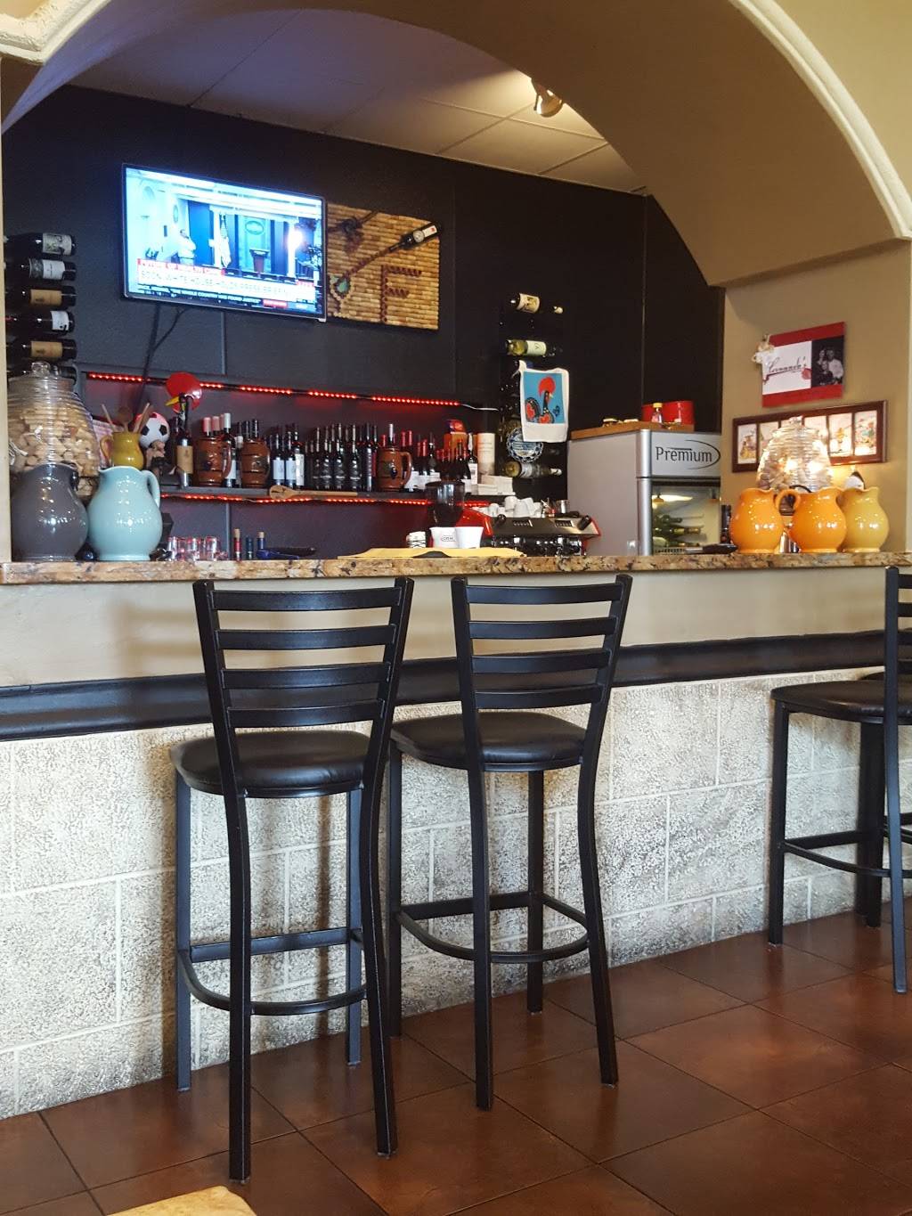 Fernando’s Dockside Grille | restaurant | 2214 SE Veterans Memorial Pkwy, Port St. Lucie, FL 34952, USA | 7723371110 OR +1 772-337-1110