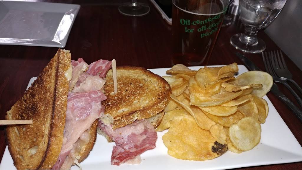 Veronicas | restaurant | 186 Main St, Altamont, NY 12009, USA | 5185955095 OR +1 518-595-5095