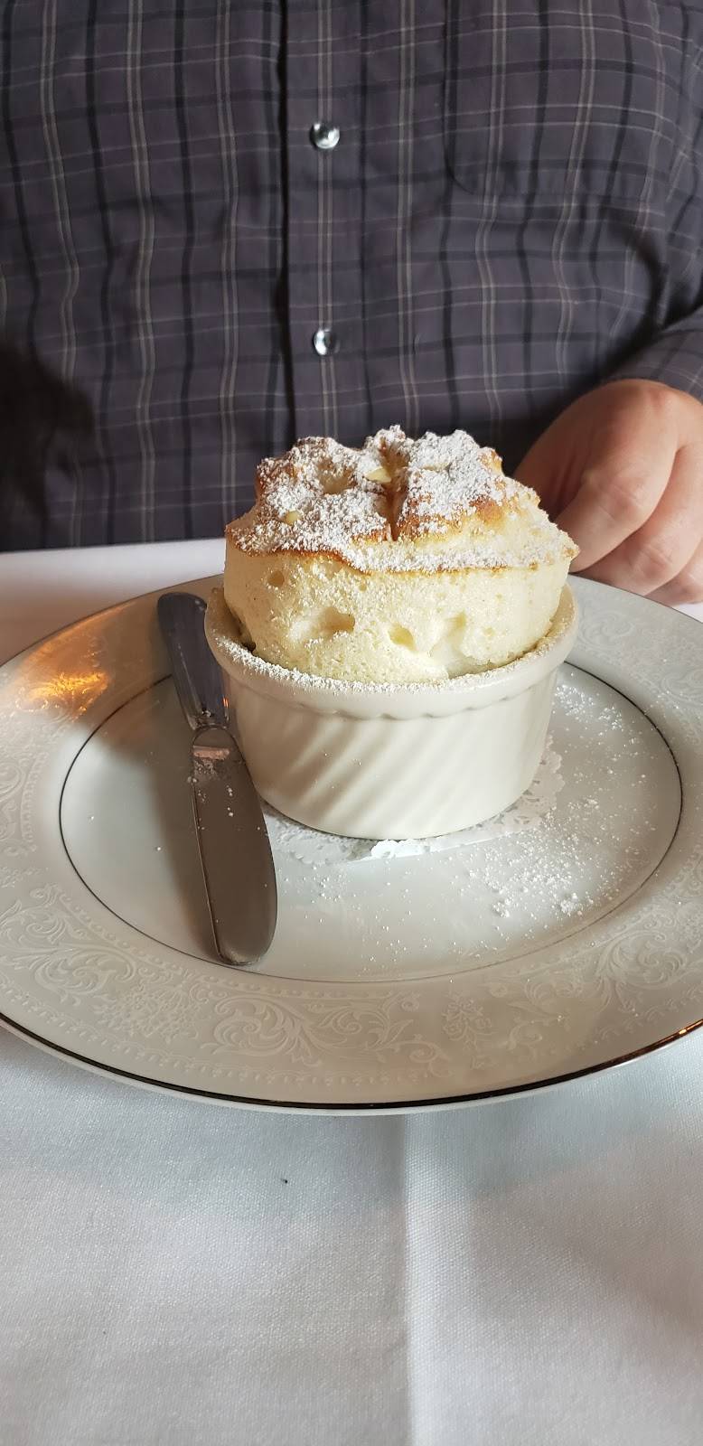 EDWINS Leadership & Restaurant Institute | restaurant | 13101 Shaker Square, Cleveland, OH 44120, USA | 2169213333 OR +1 216-921-3333