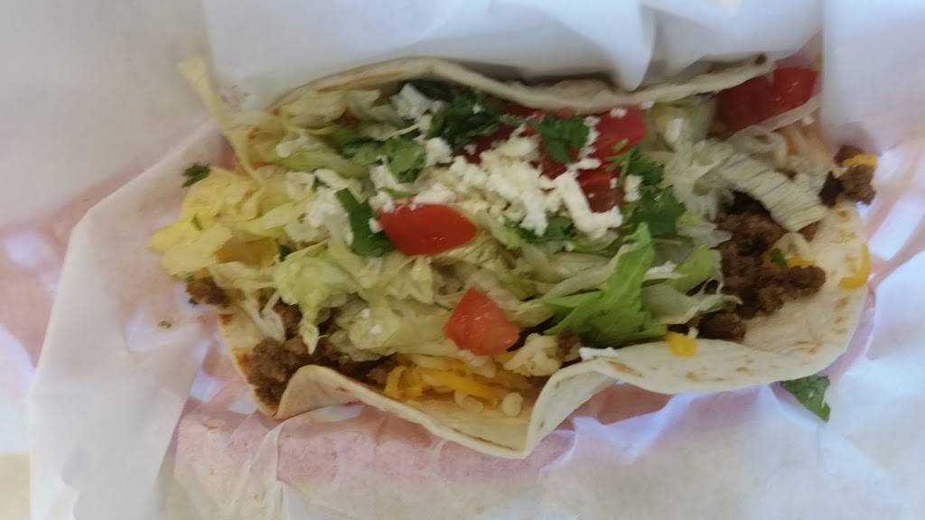 Fuzzys Taco Shop | restaurant | 310 E Hawkins Pkwy, Longview, TX 75605, USA | 9036637545 OR +1 903-663-7545