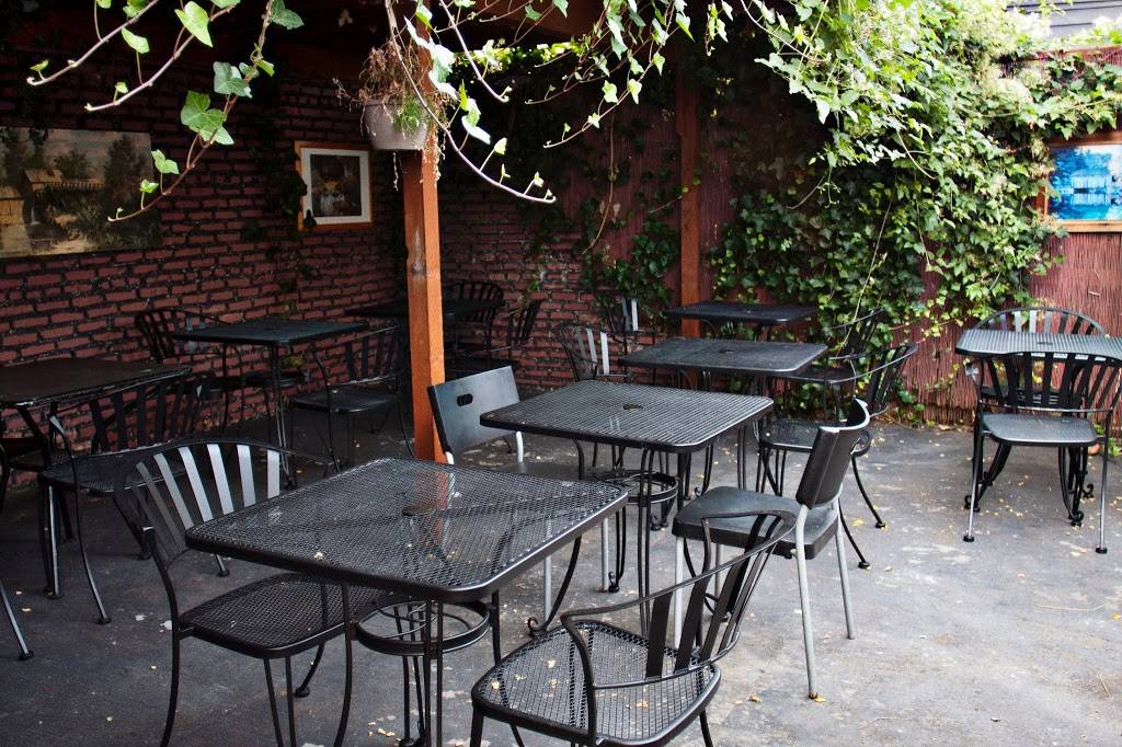 Harissa Mediterranean Cuisine | restaurant | 2255 NE 65th St, Seattle, WA 98115, USA | 2065880650 OR +1 206-588-0650