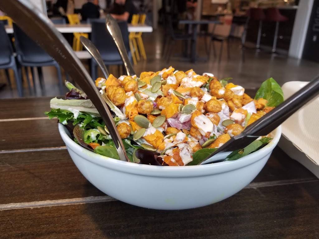 R. House | restaurant | 301 W 29th St, Baltimore, MD 21211, USA | 4433473570 OR +1 443-347-3570