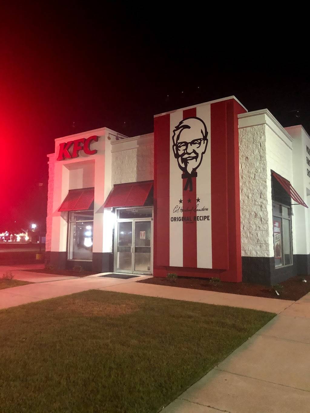 KFC | restaurant | 941 Cedar Lake Rd, Biloxi, MS 39532, USA | 2283924944 OR +1 228-392-4944