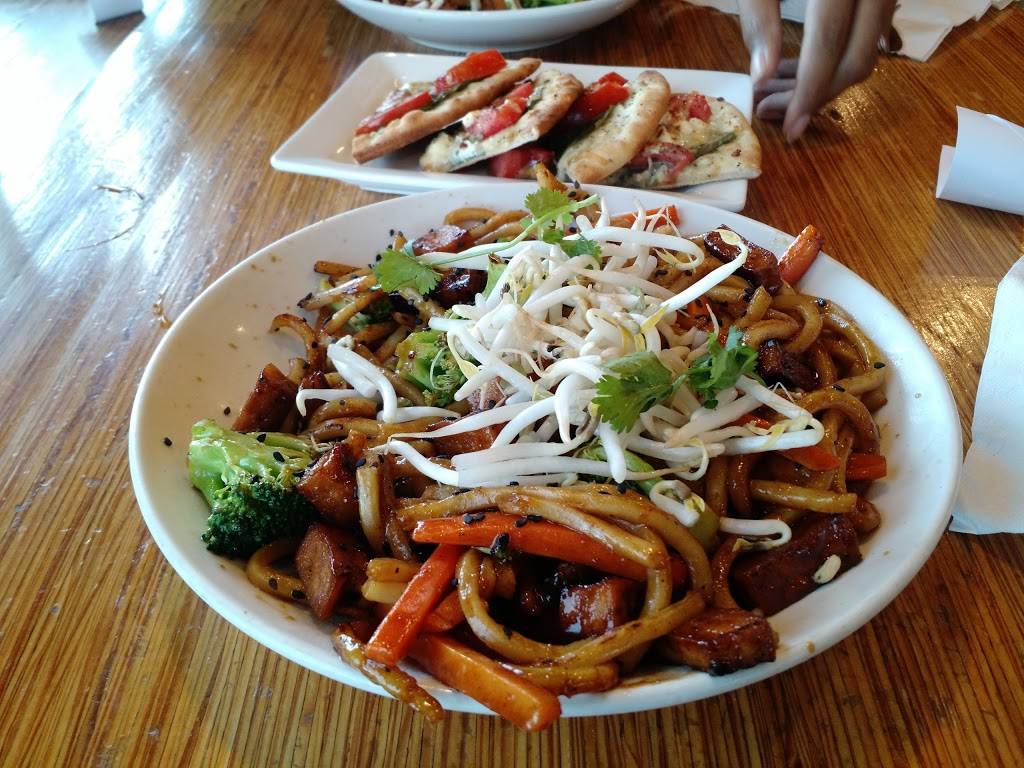 Noodles and Company | restaurant | 3119 Crooks Rd, Troy, MI 48084, USA | 2482804300 OR +1 248-280-4300