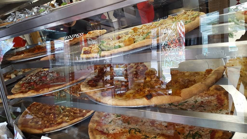 Broadway Pizzeria | restaurant | 2411, 616 N Broadway, White Plains, NY 10603, USA | 9144286218 OR +1 914-428-6218