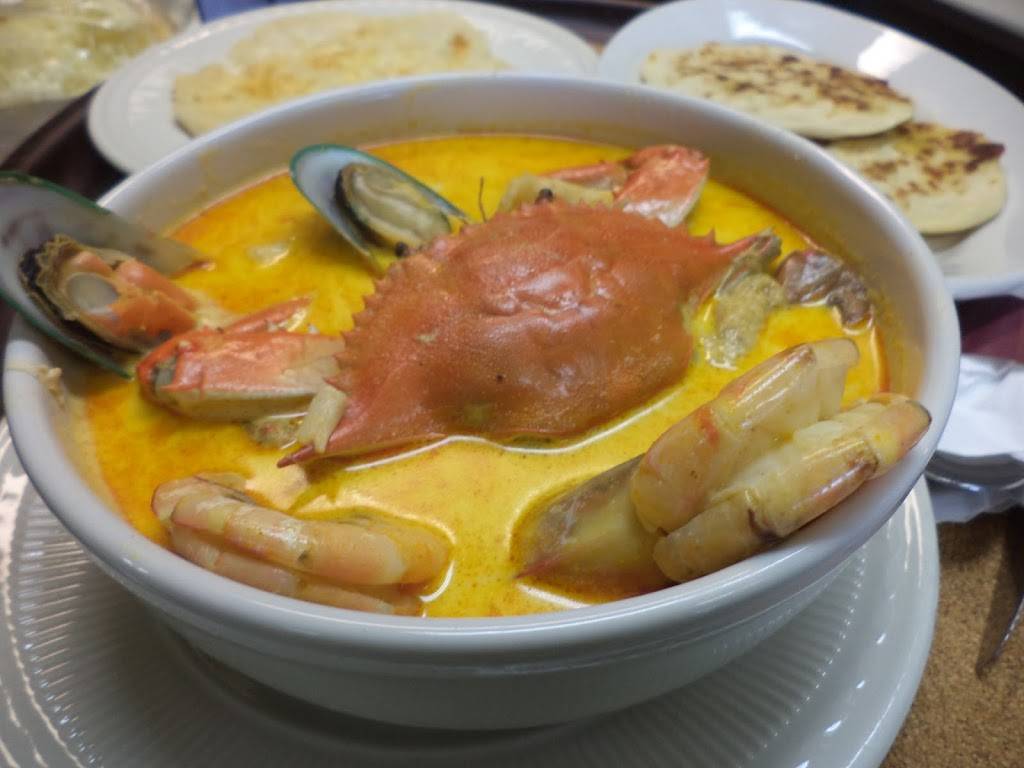 Lirios Restaurant | restaurant | 919 E Pioneer Dr, Irving, TX 75061, USA | 9728710488 OR +1 972-871-0488