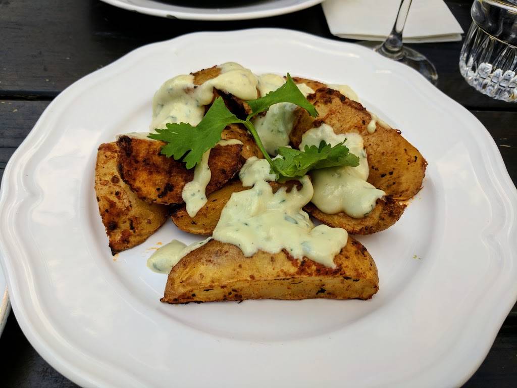 DEUX (restaurant / bar à vin) | restaurant | 2 Rue Turgeon, Sainte-Thérèse, QC J7E 3H3, Canada | 4509792522 OR +1 450-979-2522