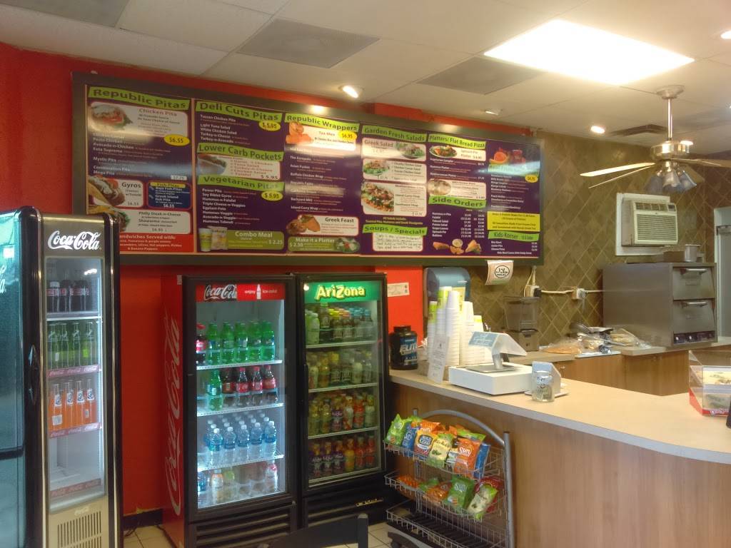 Pitas Republic | restaurant | 8412 W Hillsborough Ave, Tampa, FL 33615, USA | 8138854976 OR +1 813-885-4976