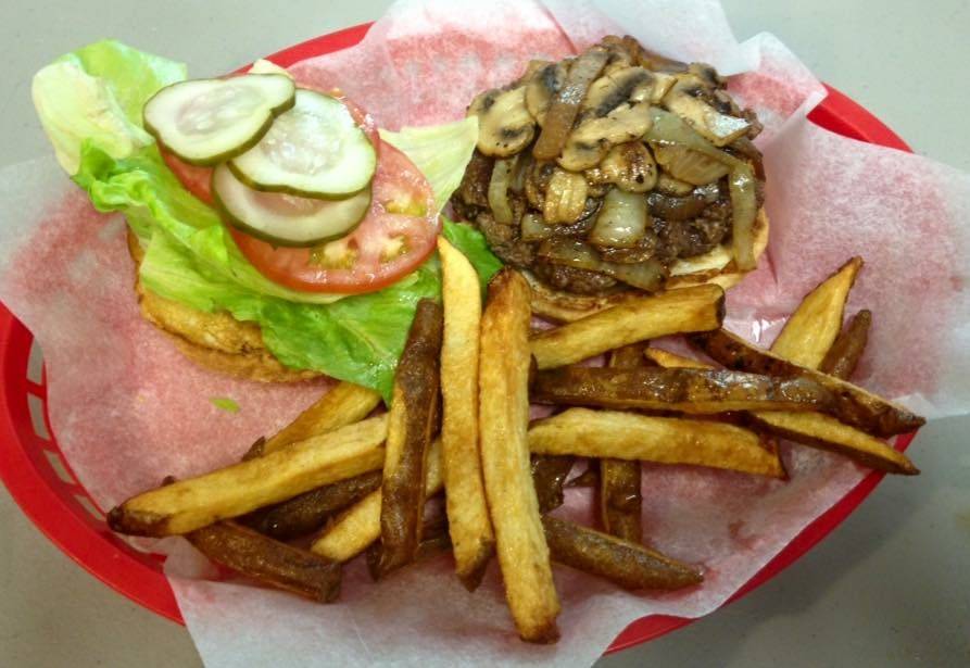 Bayside Grille | restaurant | 918 S Tamiami Trail, Nokomis, FL 34275, USA | 9412442013 OR +1 941-244-2013