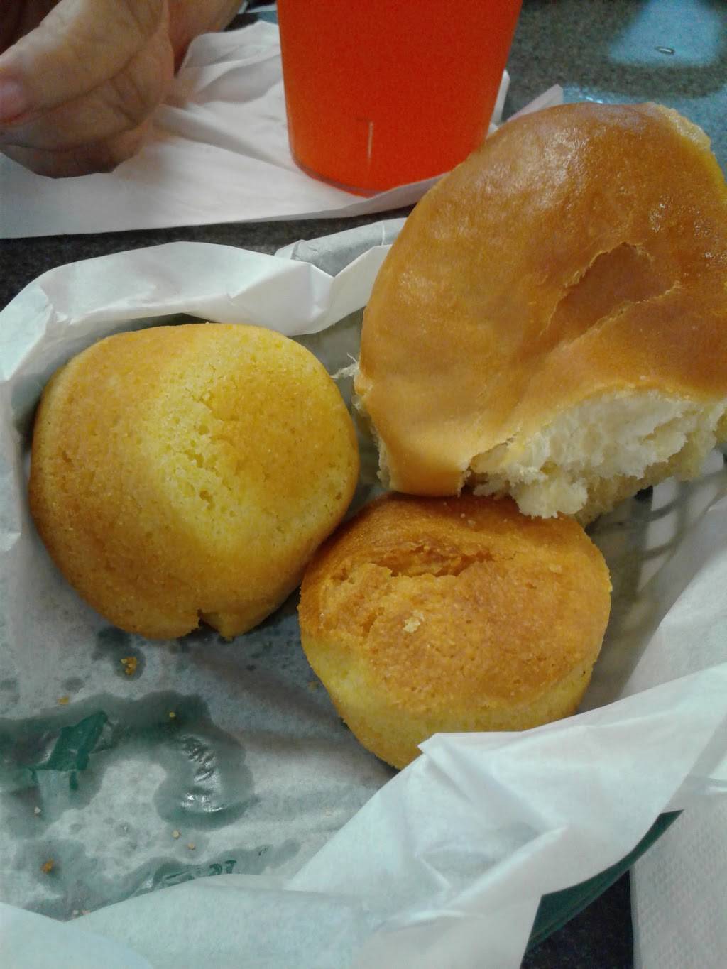 Tops Cafe | restaurant | 718 Wynnewood Dr, Dallas, TX 75224, USA | 2149468111 OR +1 214-946-8111