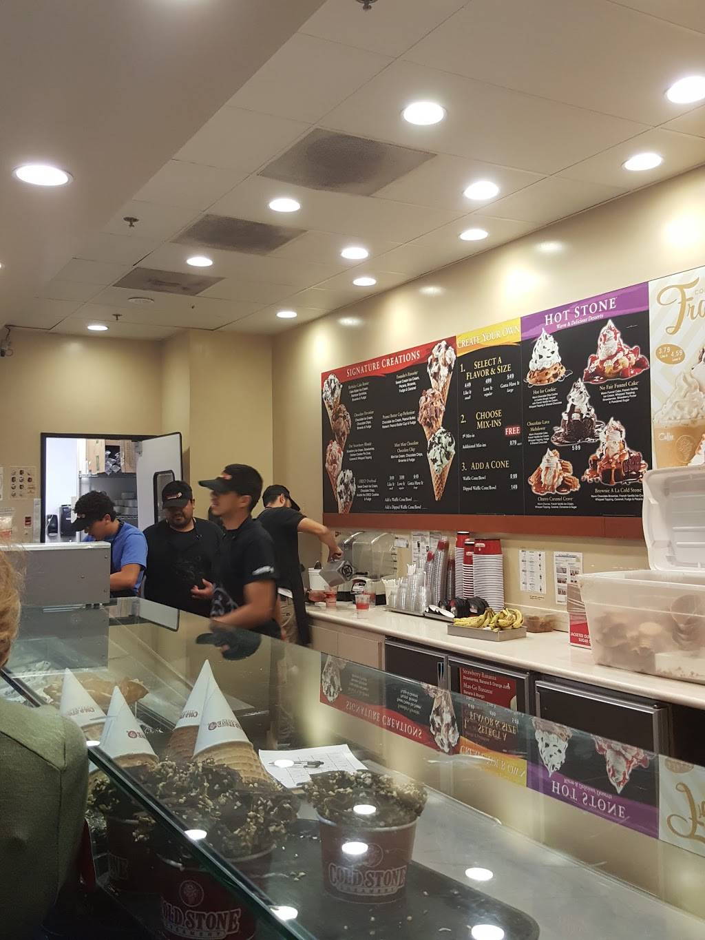 Cold Stone Creamery | bakery | 261 W 5th St, Oxnard, CA 93030, USA | 8053857201 OR +1 805-385-7201