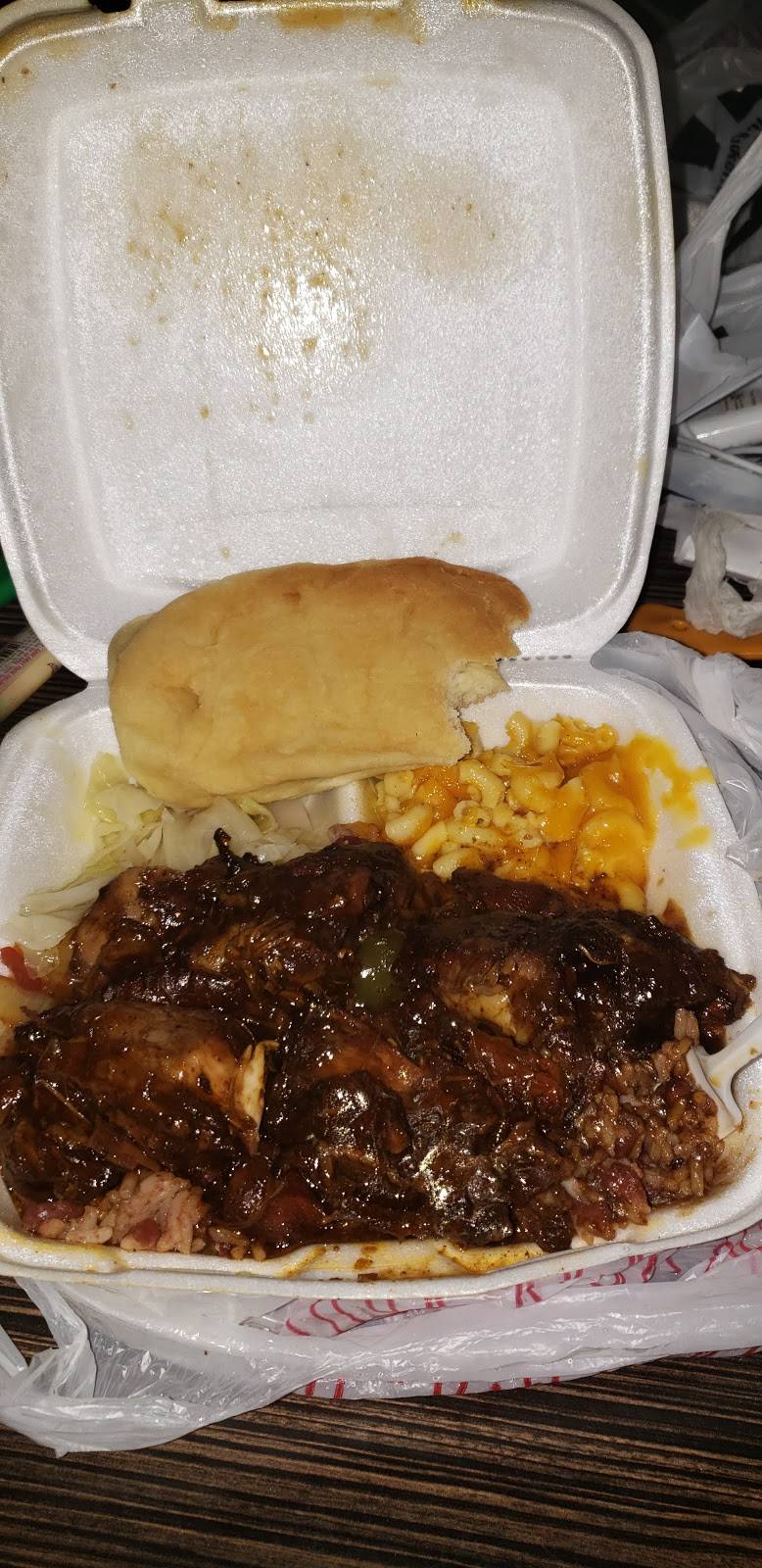 Taste of Tropical | restaurant | 530 Joseph E Lowery Blvd SW, Atlanta, GA 30310, USA | 4047582221 OR +1 404-758-2221