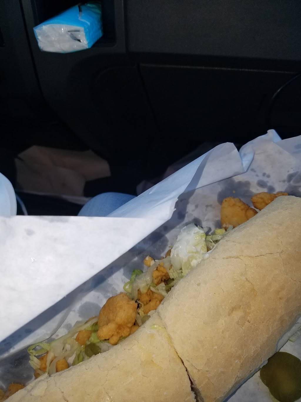 Twin Seafood | restaurant | 10240 Chef Menteur Hwy, New Orleans, LA 70127, USA | 5042467979 OR +1 504-246-7979