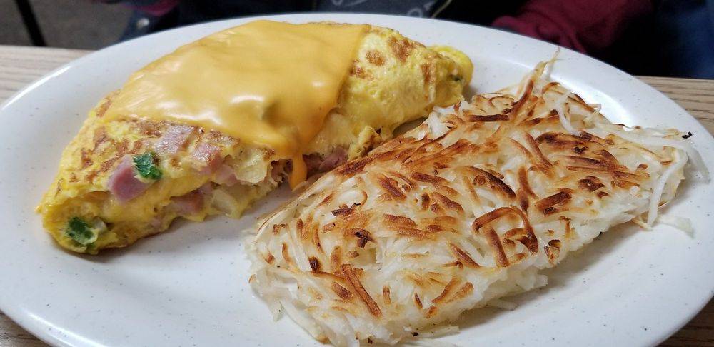 Phills Diner | restaurant | 3310 E 32nd St, Tulsa, OK 74135, USA | 9187424563 OR +1 918-742-4563