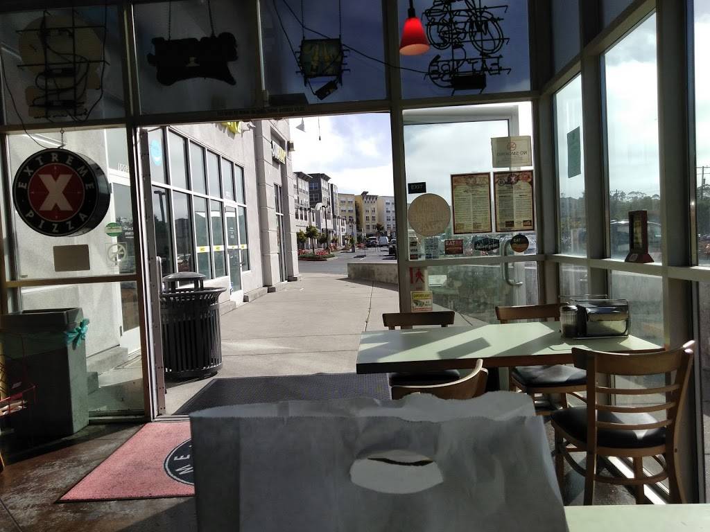 Extreme Pizza | restaurant | 3911 Alemany Blvd, San Francisco, CA 94132, USA | 6509929800 OR +1 650-992-9800
