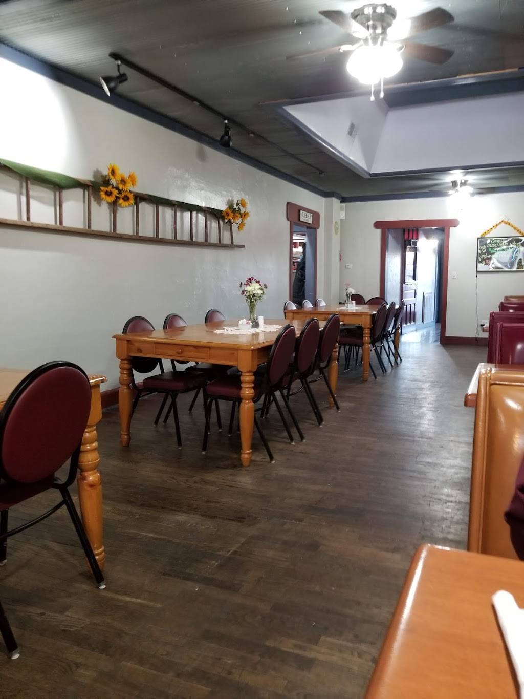 Paola Eatery | restaurant | 110 W Peoria St, Paola, KS 66071, USA | 9132711722 OR +1 913-271-1722