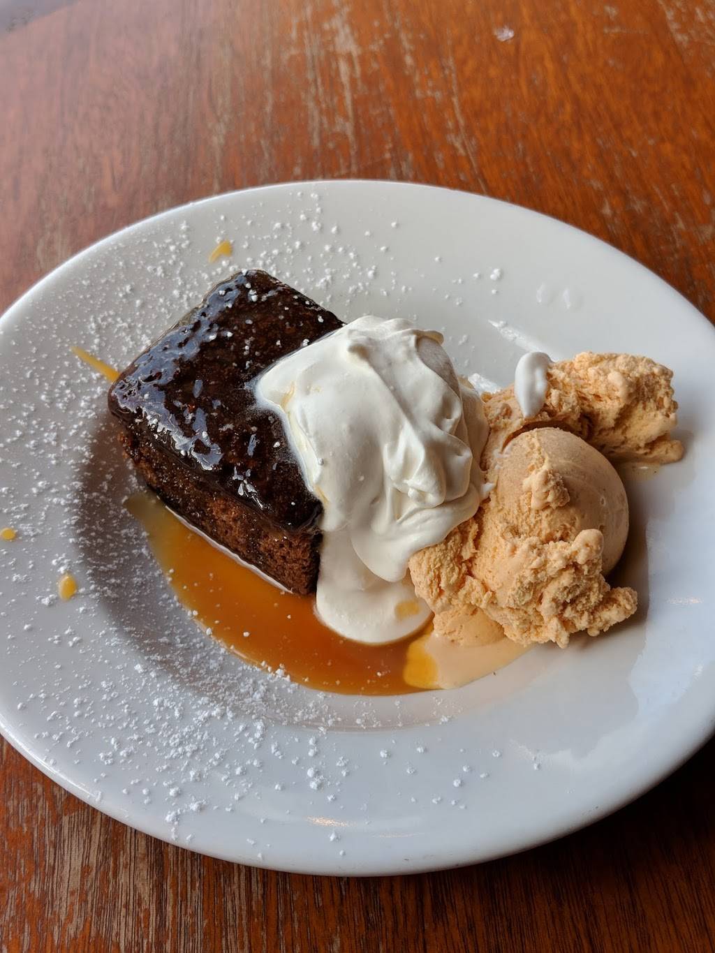 Chow Food Bar | restaurant | 215 Church St, San Francisco, CA 94114, USA | 4155522469 OR +1 415-552-2469