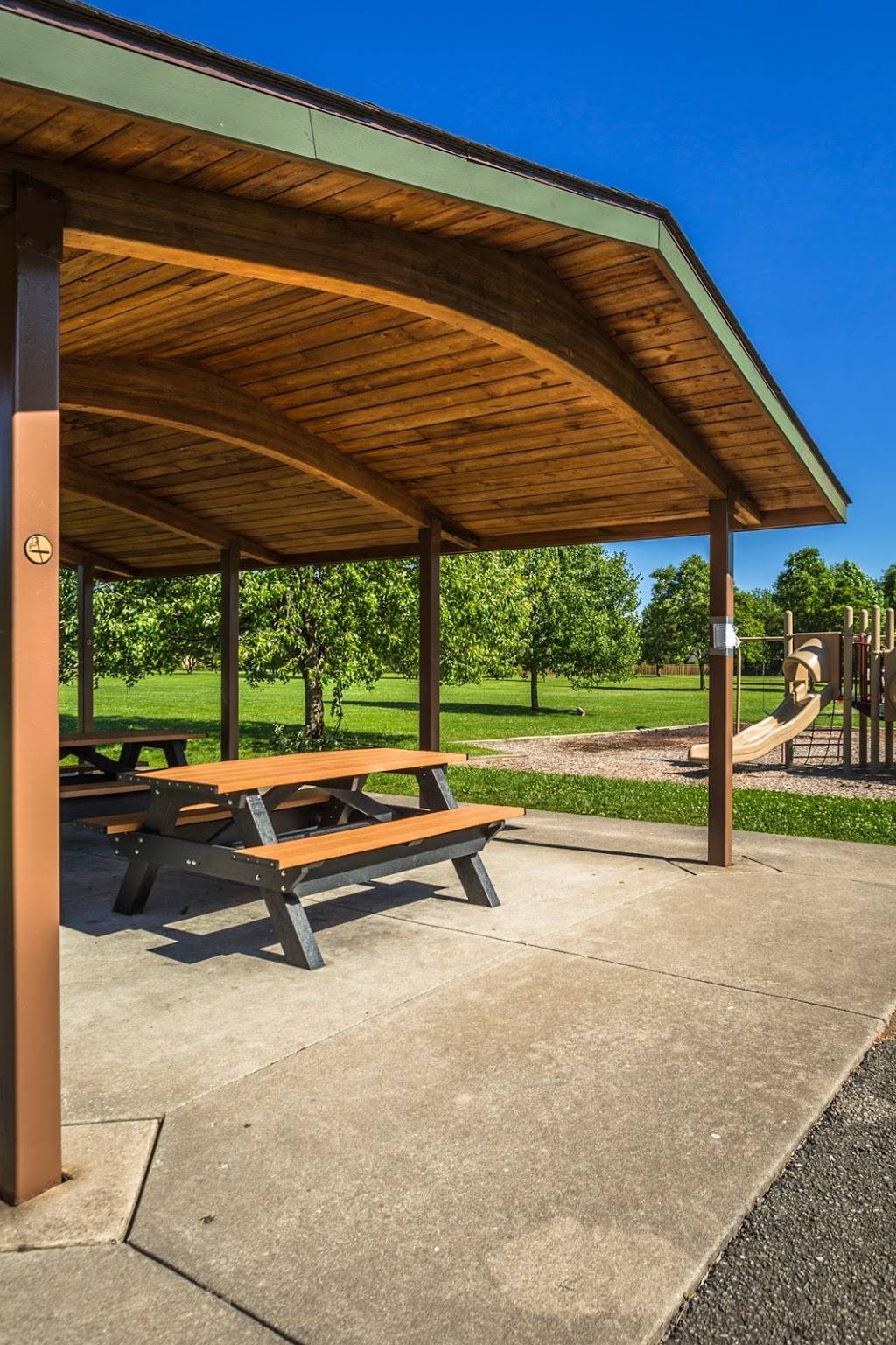 Carey Grove Park | restaurant | 14001 Carey Rd, Carmel, IN 46032, USA | 3178487275 OR +1 317-848-7275