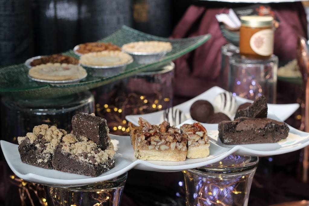 Decadent Delights | bakery | 1644, 7703 Fox Chase Ln, Wellington, CO 80549, USA | 9702861120 OR +1 970-286-1120