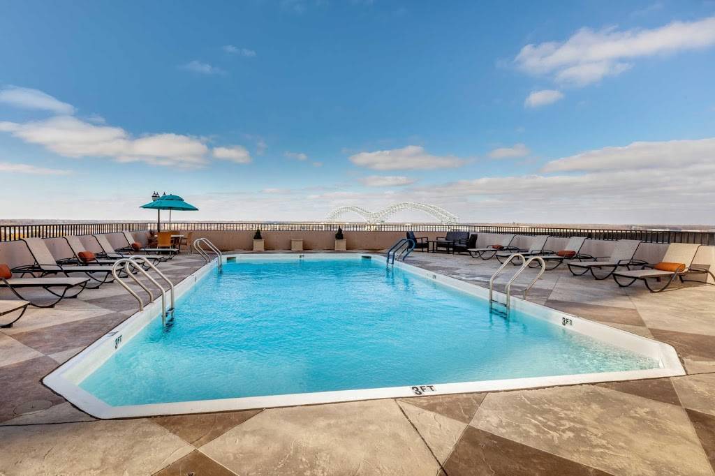 Comfort Inn Memphis Downtown | restaurant | 100 N Front St, Memphis, TN 38103, USA | 9015260583 OR +1 901-526-0583