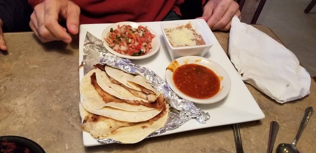 Los Arcoiris Mexican Restaurant | restaurant | 300 Jonas Ridge Hwy, Newland, NC 28657, USA | 8287334341 OR +1 828-733-4341
