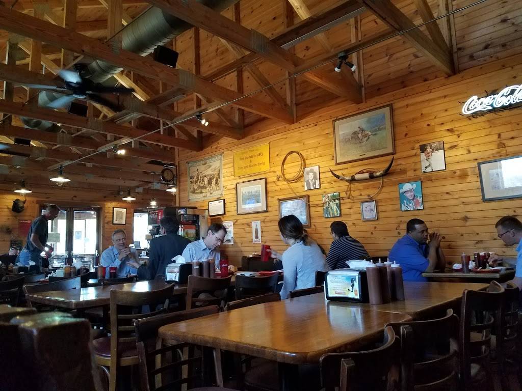 Jim Dandys Family BBQ | restaurant | 2343 E Sharon Rd, Cincinnati, OH 45241, USA | 5137714888 OR +1 513-771-4888