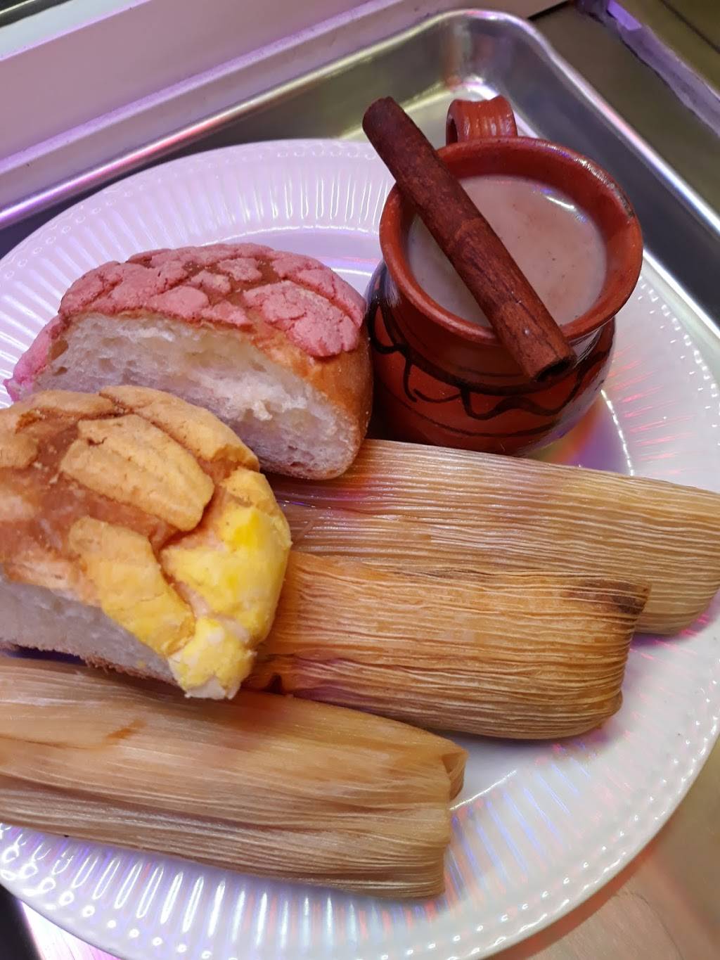 Los Tamales Locos | restaurant | 7337 SE Foster Rd, Portland, OR 97206, USA | 9713867228 OR +1 971-386-7228