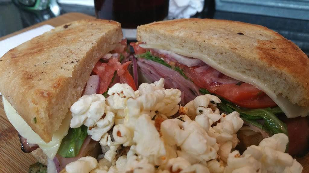 10 Market - A Chefs Kitchen | restaurant | 10 Market, Beaufort, SC 29906, USA | 8436441090 OR +1 843-644-1090