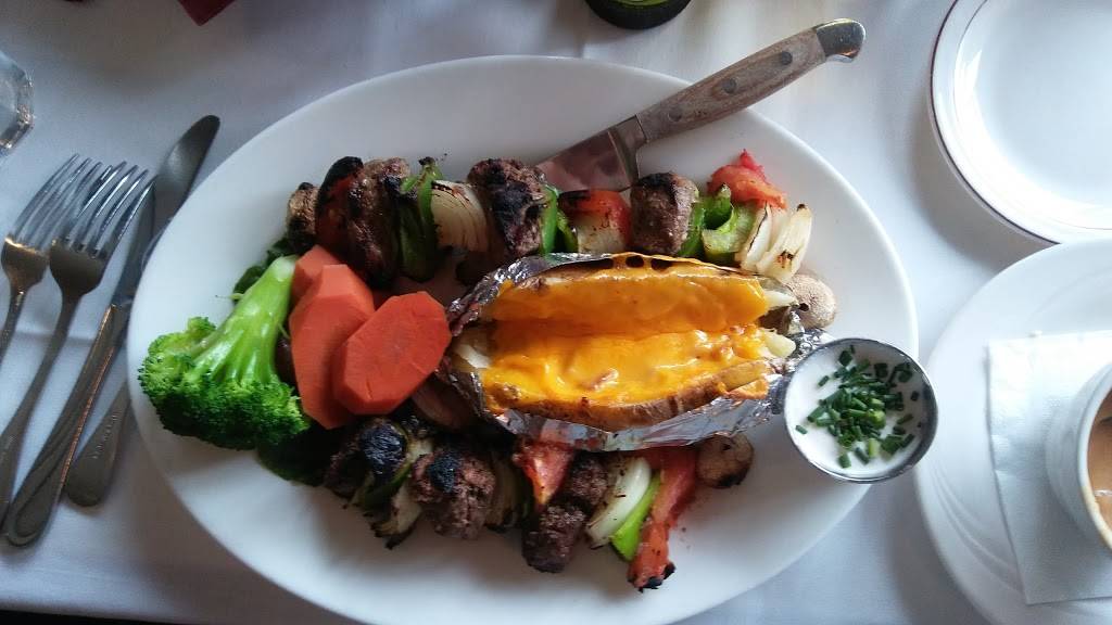 Select Cut Steak House | restaurant | 2808 N Halsted St, Chicago, IL 60657, USA | 7732441500 OR +1 773-244-1500