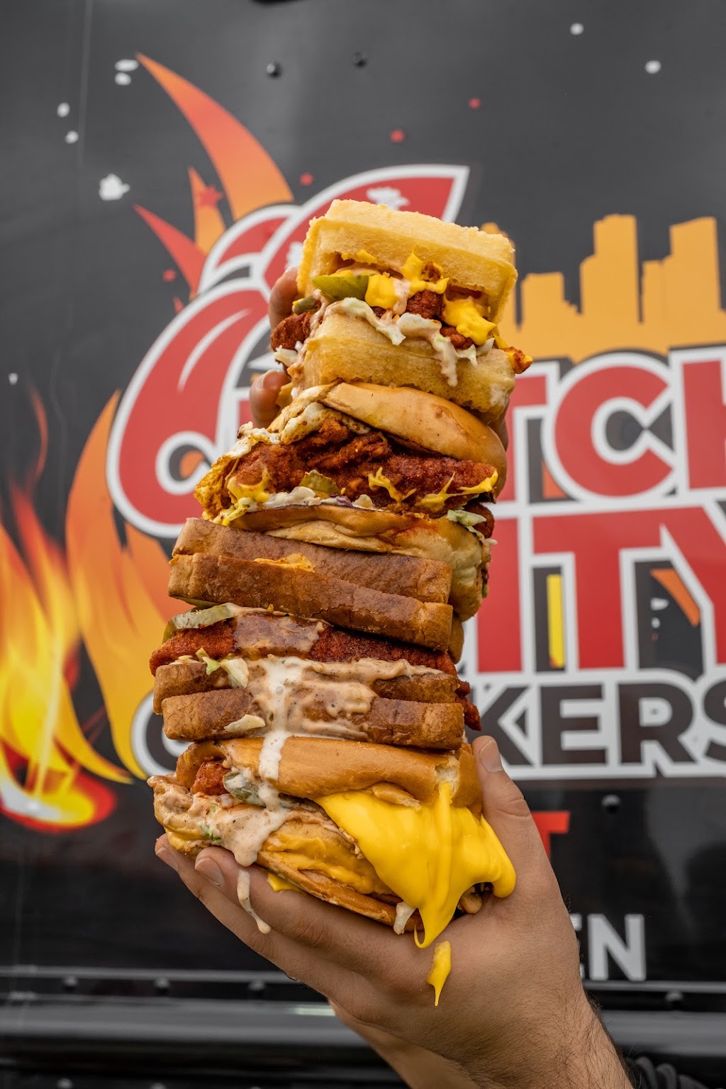 Clutch City Cluckers | meal takeaway | 9598 S Main St, Houston, TX 77025, USA | 8323741019 OR +1 832-374-1019