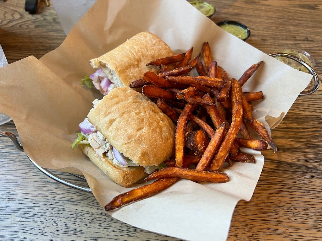 Viva Chicken | restaurant | 1183 E 100 S, St. George, UT 84790, USA | 4356288855 OR +1 435-628-8855