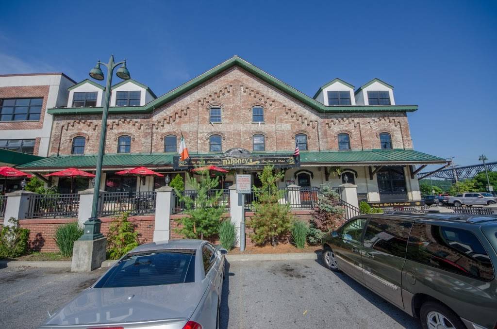 Mahoneys Irish Pub & Steakhouse | restaurant | 35 Main St, Poughkeepsie, NY 12601, USA | 8454717026 OR +1 845-471-7026
