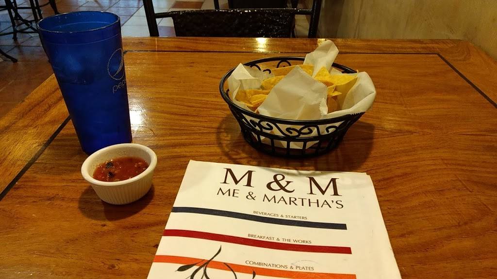 Me & Marthas Express | restaurant | 505 E Tulare St, Dinuba, CA 93618, USA | 5595912298 OR +1 559-591-2298