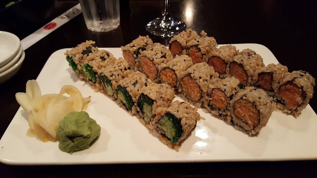 Fusha Asian Fusion | restaurant | 27 South St, Freehold, NJ 07728, USA | 7327613922 OR +1 732-761-3922