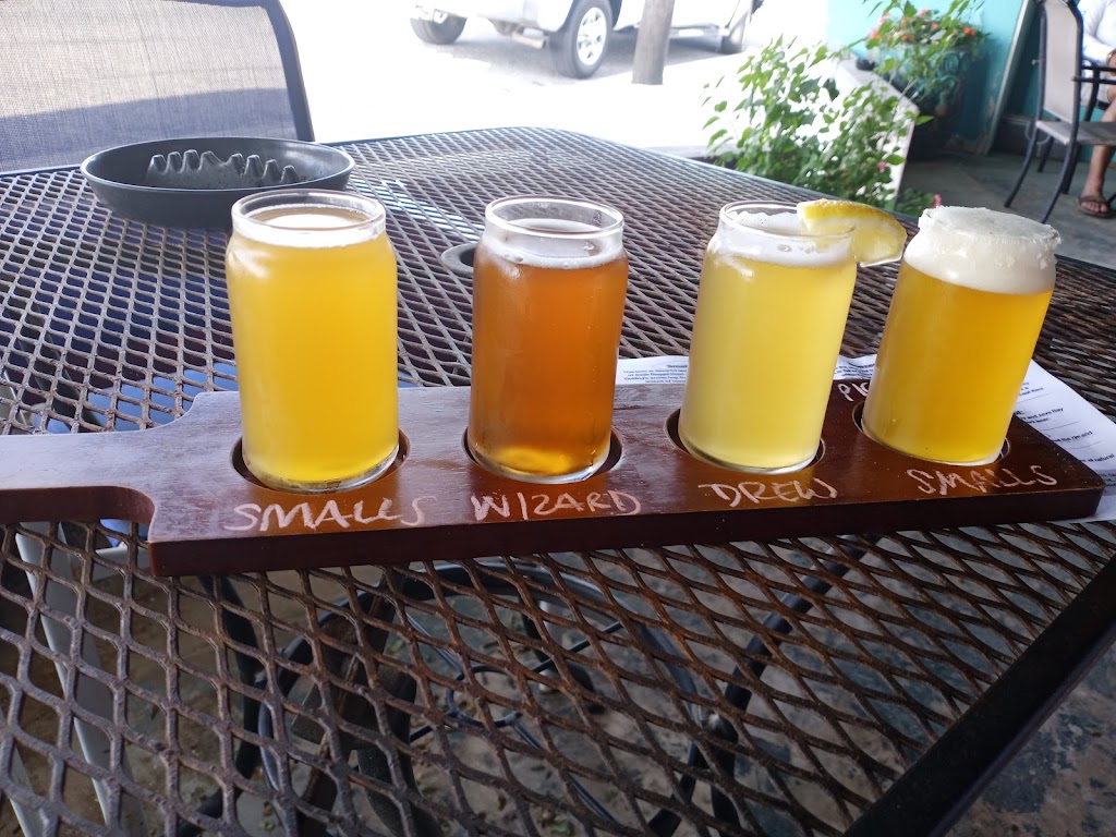 Winery on the Bay / DogGone Brewery | restaurant | 1007 E North St, Rockport, TX 78382, USA | 3617279888 OR +1 361-727-9888