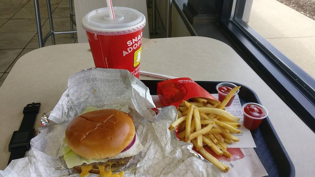 Wendys | restaurant | 1700 S Opdyke Rd, Pontiac, MI 48341, USA | 2483348008 OR +1 248-334-8008