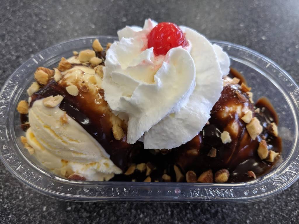 Braums Ice Cream & Burger Restaurant | restaurant | 407 N Massey Blvd, Nixa, MO 65714, USA | 4177259326 OR +1 417-725-9326