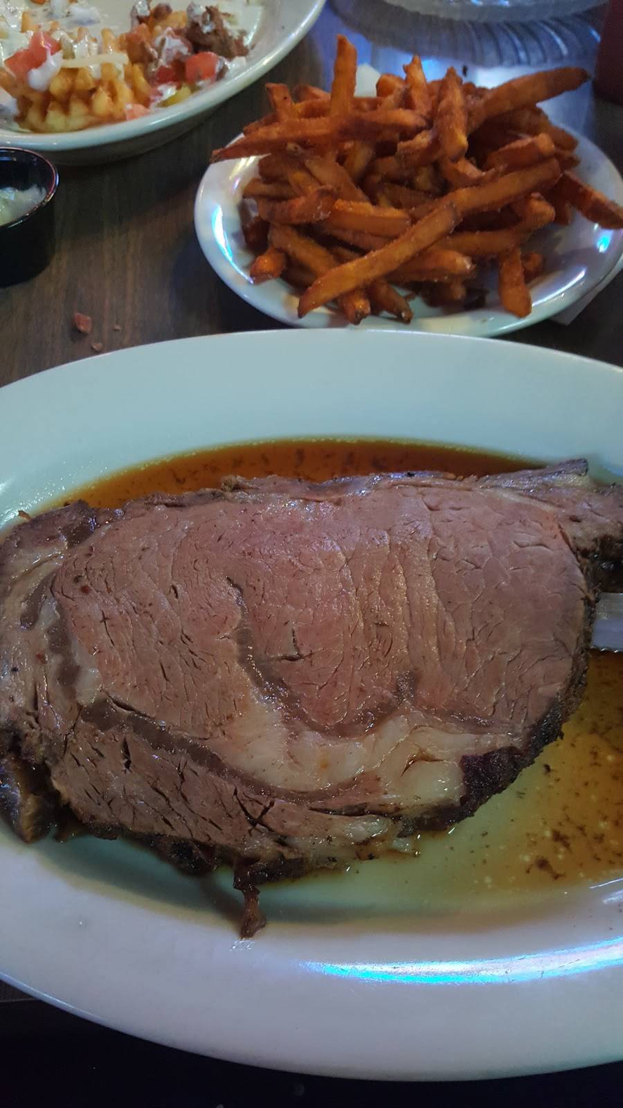 Hunters Restaurant Lounge | restaurant | 311 Midland St, Waco, NE 68460, USA | 4027285613 OR +1 402-728-5613